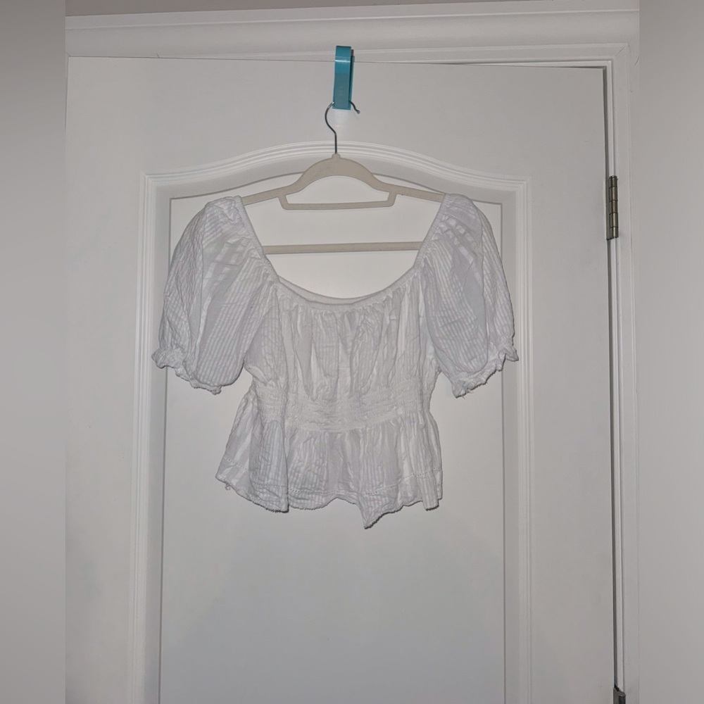 Cute Crop Shirt from Aritzia!